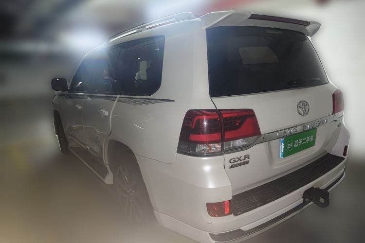 Used Toyota Land Cruiser 2018 4.0L GX-R Gasoline 7-Seater Middle East Rear Left 45 Deg
