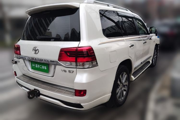 Used Toyota Land Cruiser 2018 5.7L VX-R Lifted Middle East Version Rear Right 45 Deg