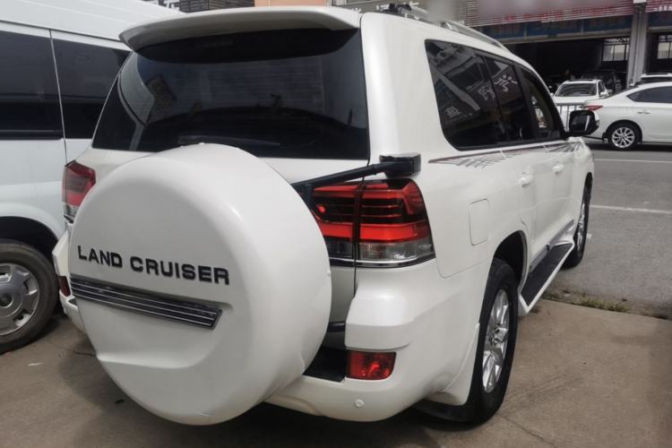 Used Toyota Land Cruiser 2018 4.0L GX-R Gasoline 7-Seater Middle East Rear Right 45 Deg