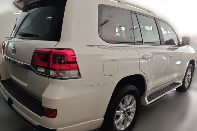 Used Toyota Land Cruiser  Rear Right 45 Deg
