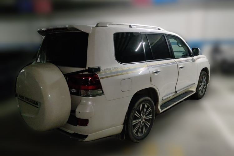 Used Toyota Land Cruiser  Rear Right 45 Deg