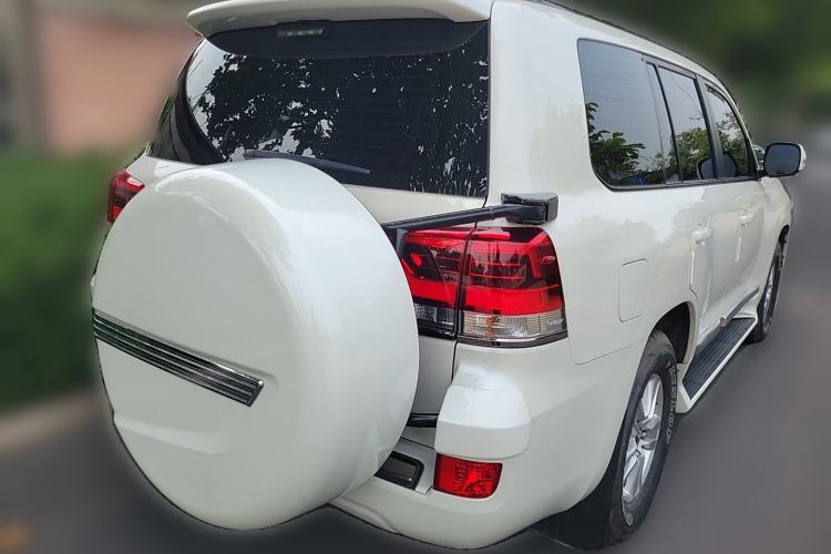 Used Toyota Land Cruiser  Rear Right 45 Deg