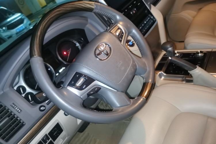 Used Toyota Land Cruiser  Steering Wheel