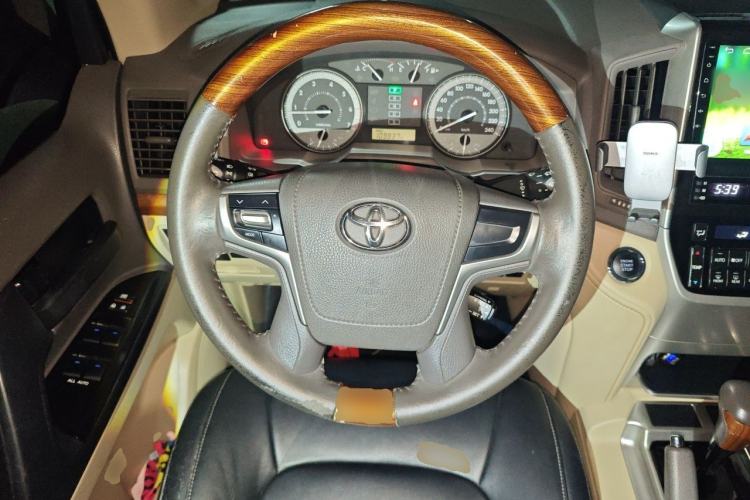 Used Toyota Land Cruiser  Steering Wheel