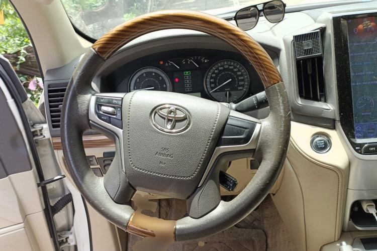 Used Toyota Land Cruiser  Steering Wheel