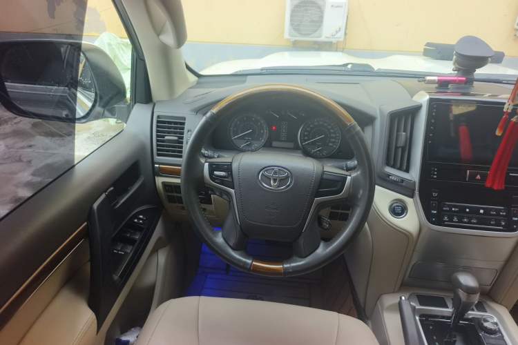 Used Toyota Land Cruiser  Steering Wheel