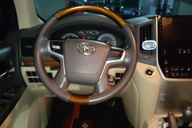 Used Toyota Land Cruiser  Steering Wheel