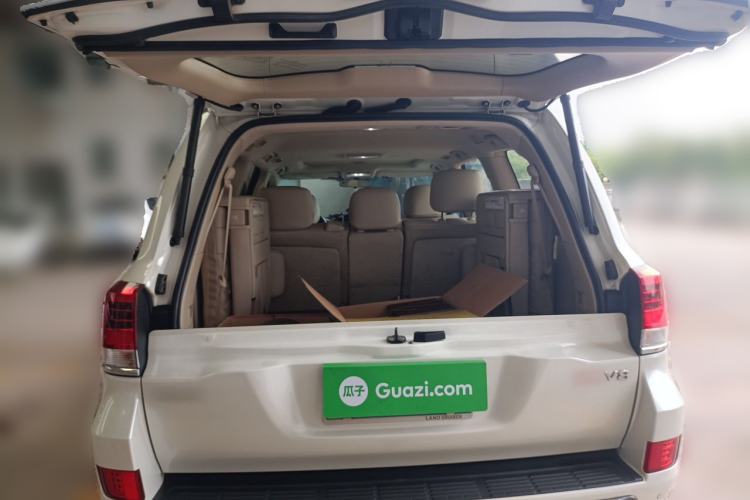 Used Toyota Land Cruiser  Trunk