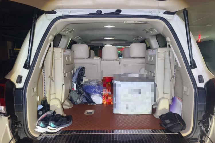 Used Toyota Land Cruiser  Trunk