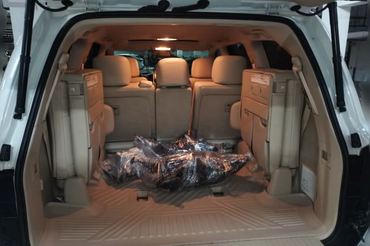 Used Toyota Land Cruiser  Trunk