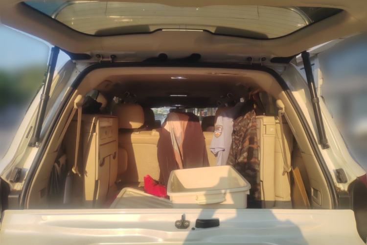 Used Toyota Land Cruiser  Trunk