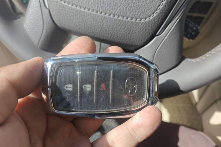 Used Toyota Land Cruiser  Vehicle Key