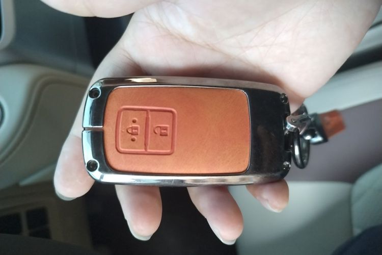 Used Toyota Land Cruiser  Vehicle Key