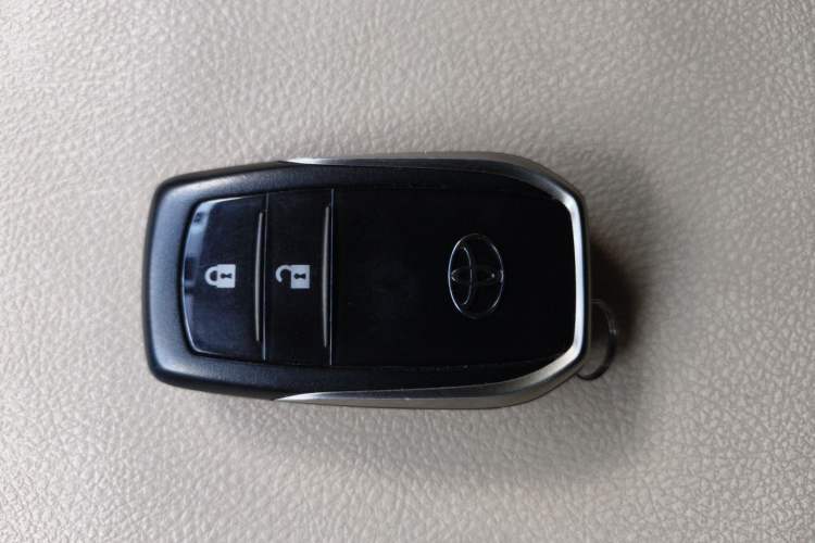 Used Toyota Land Cruiser  Vehicle Key