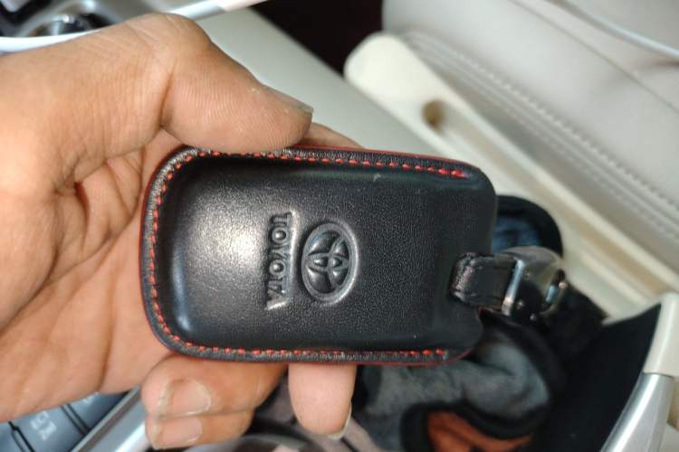 Used Toyota Land Cruiser  Vehicle Key