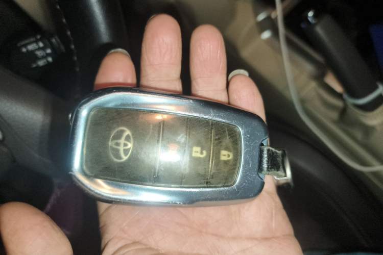 Used Toyota Land Cruiser  Vehicle Key