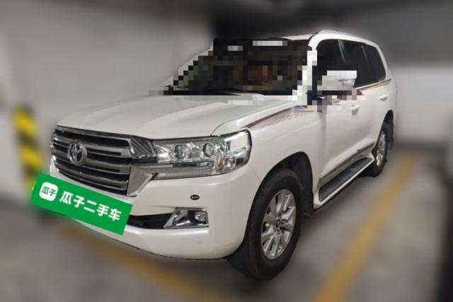 Used Toyota Land Cruiser 2018 5.7 EX-R Middle East