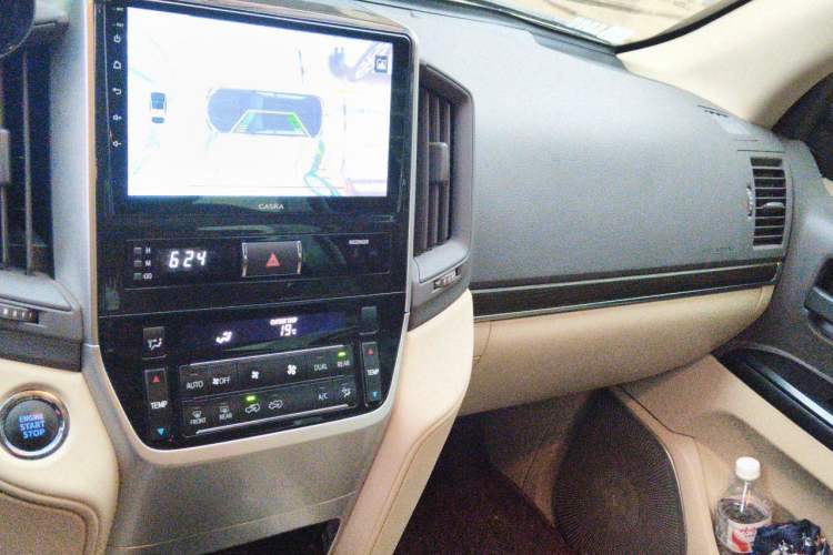 Used Toyota Land Cruiser  Audio And AC Panel