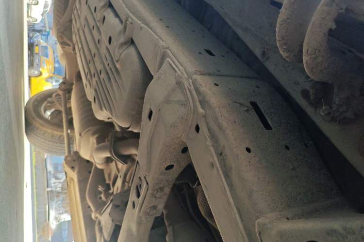 Used Toyota Land Cruiser  Chassis Front Right