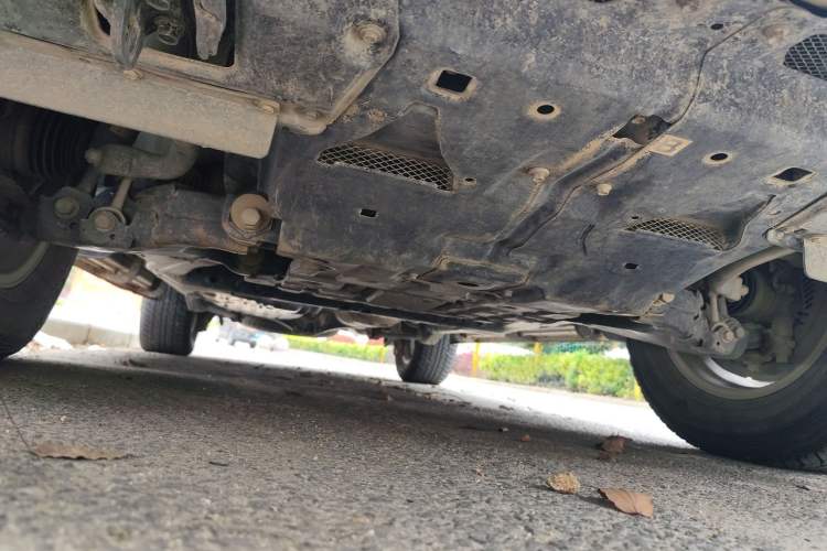 Used Toyota Land Cruiser 2019 4.0L VX-R Lowered Suspension Middle East Chassis Front