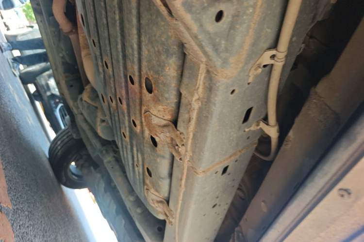Used Toyota Land Cruiser 2019 4.0L GX-R Eight-Cylinder Underbody Lighting Flowing LED Lights – Middle East Chassis Rear Right