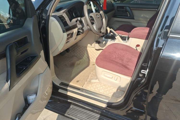 Used Toyota Land Cruiser  Driver Seat