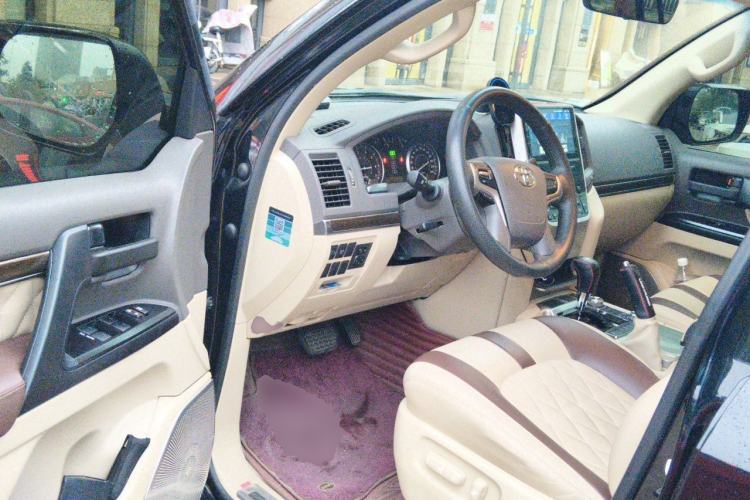Used Toyota Land Cruiser  Driver Seat
