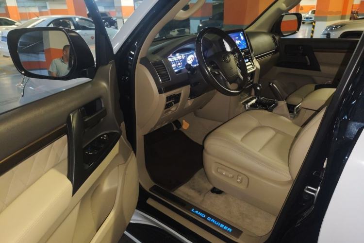 Used Toyota Land Cruiser  Driver Seat