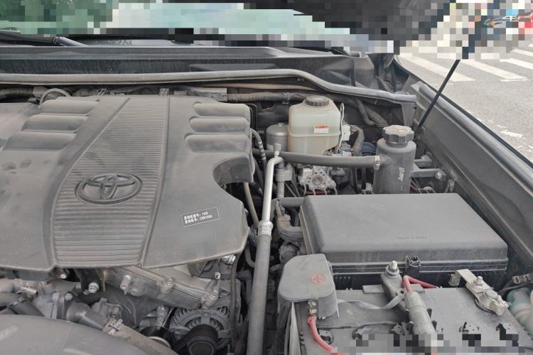 Used Toyota Land Cruiser  Engine Bay Left