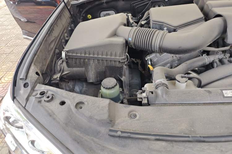 Used Toyota Land Cruiser  Engine Bay Right