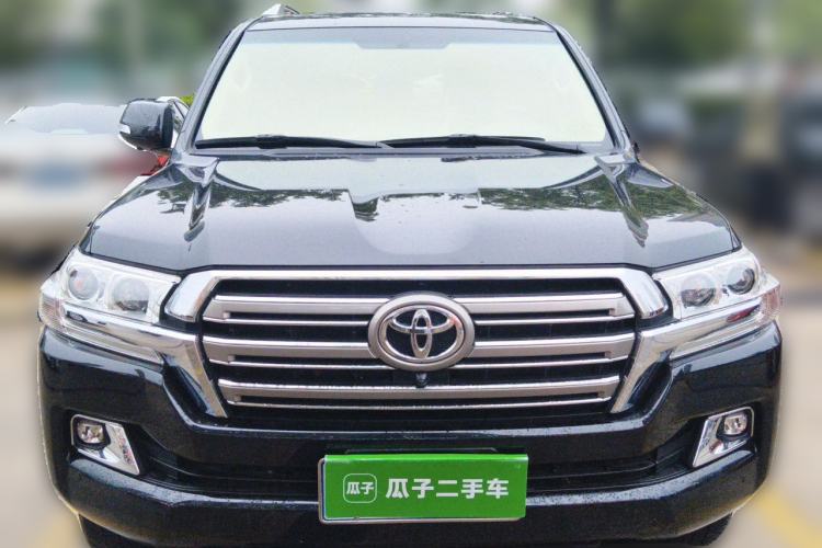 Used Toyota Land Cruiser  Front