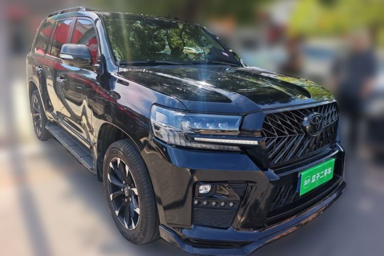 Used Toyota Land Cruiser 2019 4.0L GX-R Eight-Cylinder Underbody Lighting Flowing LED Lights – Middle East Front Right 45 Deg