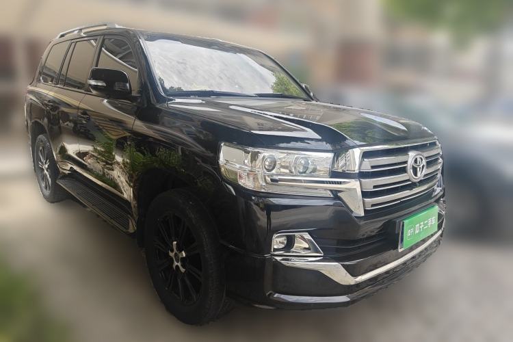 Used Toyota Land Cruiser  Front Right 45 Deg