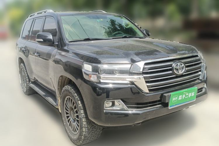 Used Toyota Land Cruiser  Front Right 45 Deg