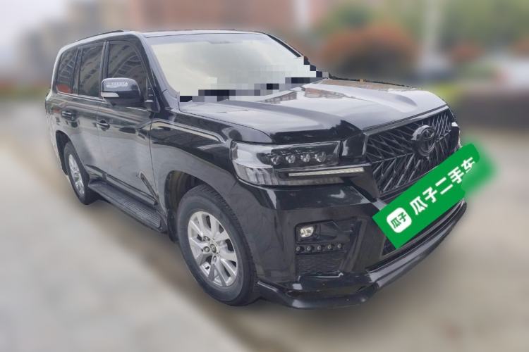 Used Toyota Land Cruiser 2019 4.0L VX-R Lowered Suspension Middle East Front Right 45 Deg