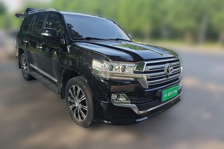 Used Toyota Land Cruiser 2019 4.0L GX-R 7 Seats Parallel Import Front Right 45 Deg