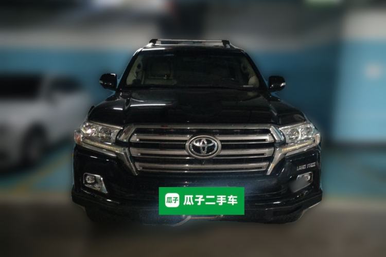 Used Toyota Land Cruiser 2019 5.7L 7-Seater Middle East Version Front