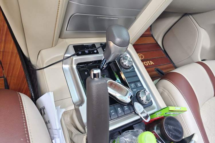 Used Toyota Land Cruiser  Gear Lever