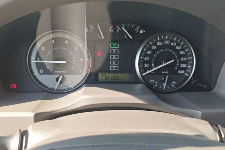 Used Toyota Land Cruiser  Instrument Cluster