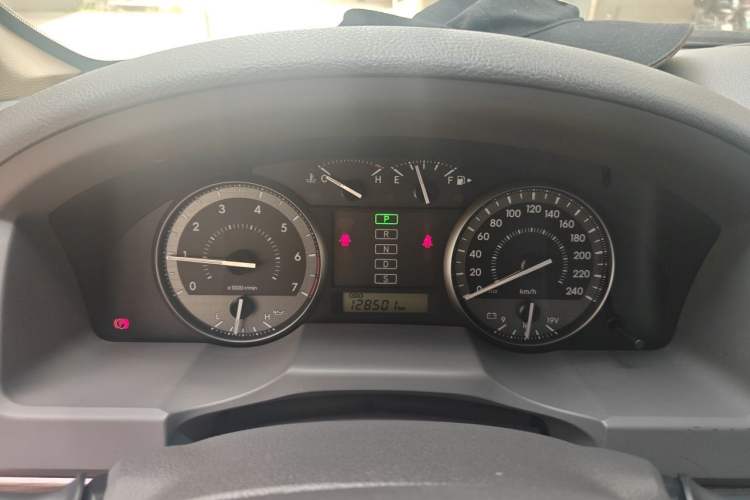 Used Toyota Land Cruiser  Instrument Cluster