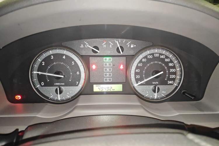 Used Toyota Land Cruiser  Instrument Cluster