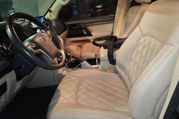Used Toyota Land Cruiser  Left Front Seat