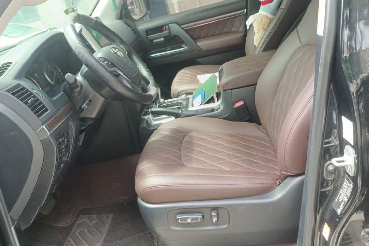Used Toyota Land Cruiser  Left Front Seat