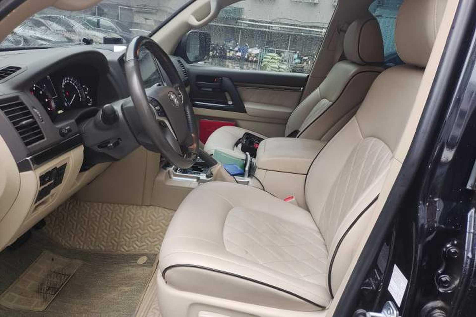 Used Toyota Land Cruiser  Left Front Seat