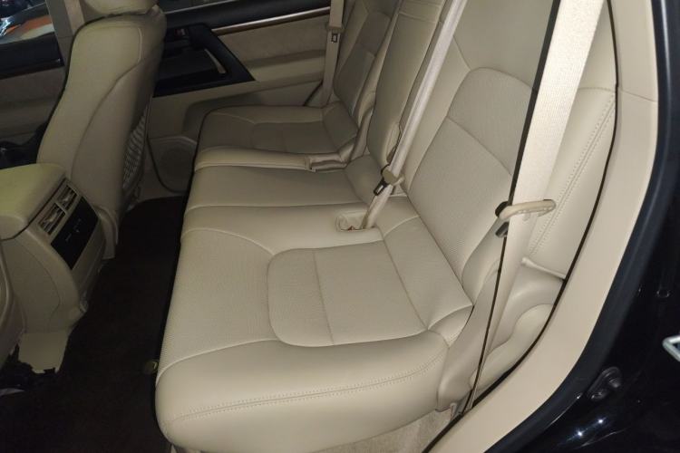 Used Toyota Land Cruiser  Left Rear Seat