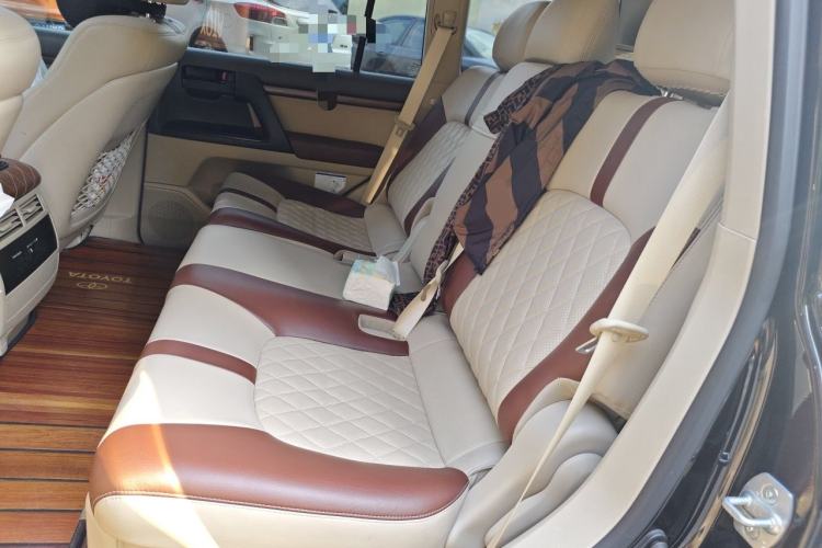 Used Toyota Land Cruiser  Left Rear Seat