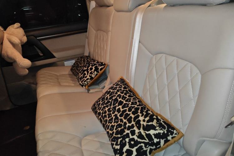 Used Toyota Land Cruiser  Left Rear Seat