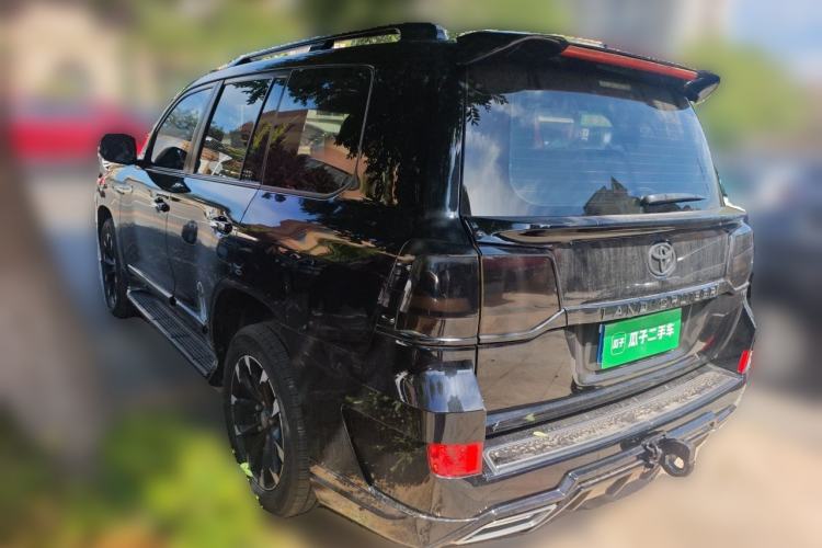 Used Toyota Land Cruiser 2019 4.0L GX-R Eight-Cylinder Underbody Lighting Flowing LED Lights – Middle East Rear Left 45 Deg