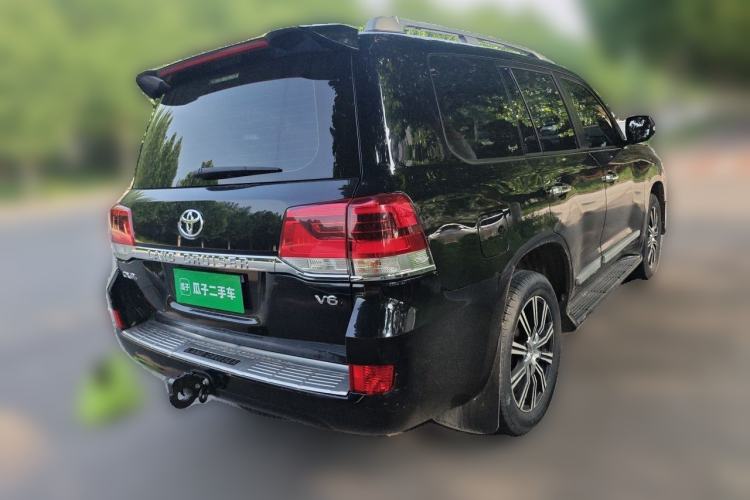 Used Toyota Land Cruiser 2019 4.0L GX-R 7 Seats Parallel Import Rear Right 45 Deg