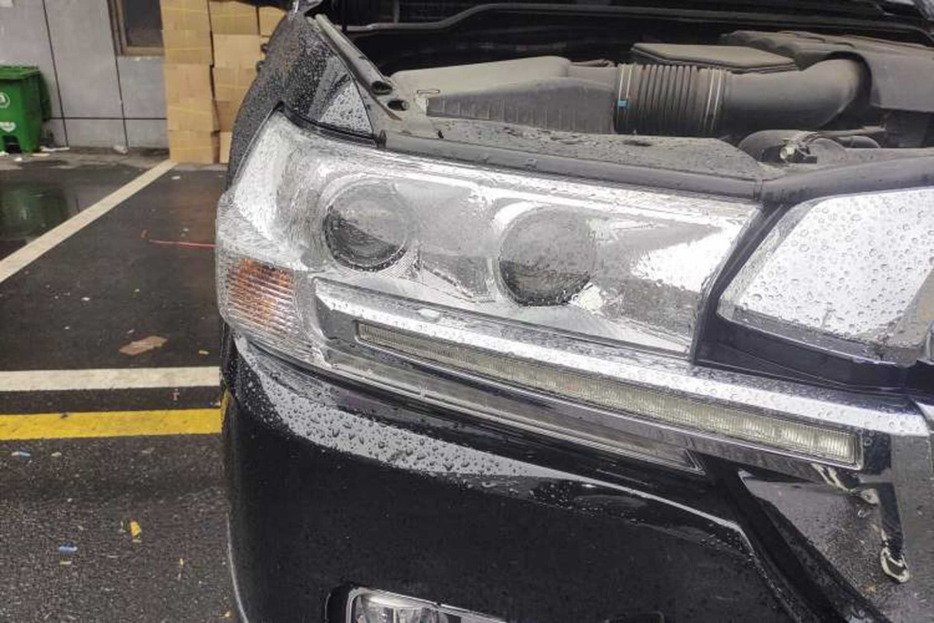 Used Toyota Land Cruiser  Right Front Headlight